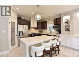 74 LAMPMAN Drive - 16
