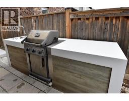 74 LAMPMAN Drive - 48
