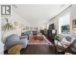 65 AMSTERDAM Crescent - 16