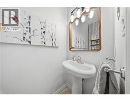 65 AMSTERDAM Crescent - 20