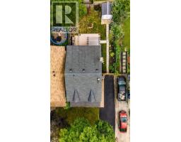4 BALMORAL Court - 45
