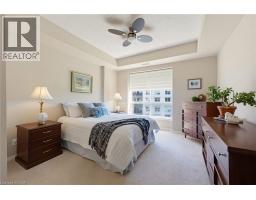 2000 CREEKSIDE Drive UnitNo. 605 - 10