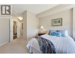 2000 CREEKSIDE Drive UnitNo. 605 - 11