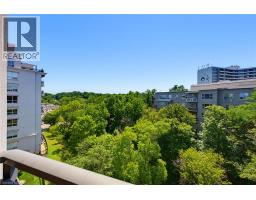2000 CREEKSIDE Drive UnitNo. 605 - 20
