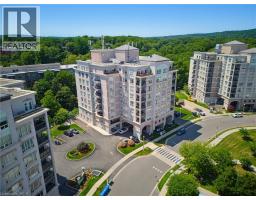 2000 CREEKSIDE Drive UnitNo. 605 - 25