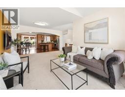 17 MCLACHLAN Place - 9