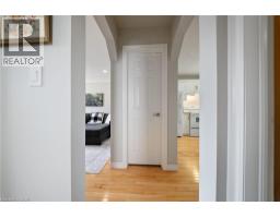 435 WAVERLY Street - 25