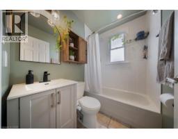 435 WAVERLY Street - 27