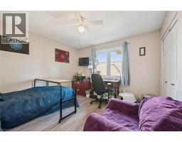 37 DUNSMERE Drive - 24