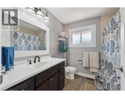 37 DUNSMERE Drive - 25