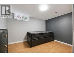 37 DUNSMERE Drive - 29