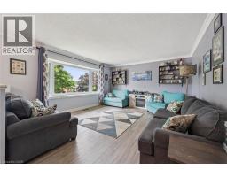 37 DUNSMERE Drive - 9