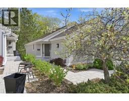 1095 SKYVIEW Drive UnitNo. 4 - 2