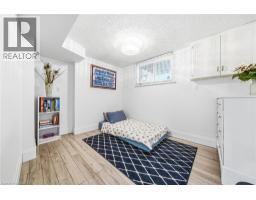 364 FENNELL Avenue W - 28