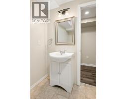 21 PORCHLIGHT Drive - 38