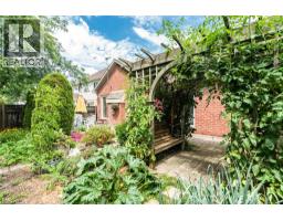 80 VINIFERA Drive - 24