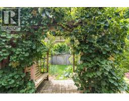 80 VINIFERA Drive - 28