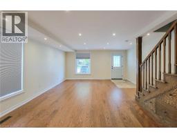 319 KING Street W - 15