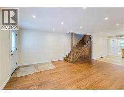 319 KING Street W - 16
