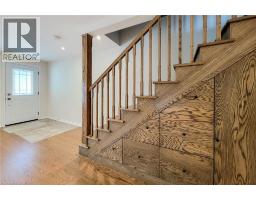 319 KING Street W - 29