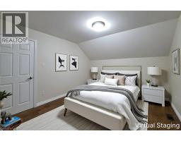 319 KING Street W - 34