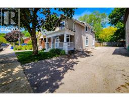 319 KING Street W - 4