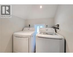 319 KING Street W - 41
