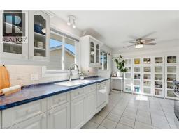 596 LOUISE Drive - 16