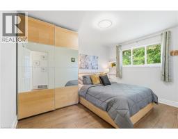 596 LOUISE Drive - 22