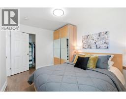 596 LOUISE Drive - 23