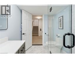 596 LOUISE Drive - 37