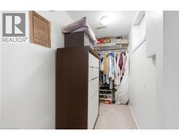 596 LOUISE Drive - 42