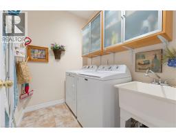 310 SOUTHBROOK Drive UnitNo. 17 - 16