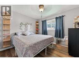 138 LYNDALE Crescent - 4