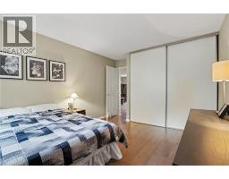 5172 HIDDEN VALLEY Court - 31