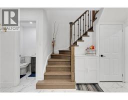 100 ANGLEROCK Drive - 15