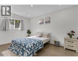100 ANGLEROCK Drive - 17