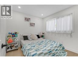 100 ANGLEROCK Drive - 20
