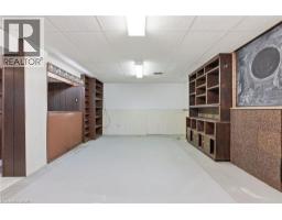 2469 PADSTOW Crescent - 32
