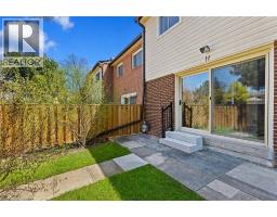 2825 GANANOQUE Drive UnitNo. 11 - 31