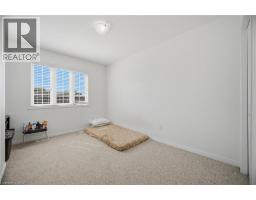 135 HARDCASTLE Drive UnitNo. 85 - 32