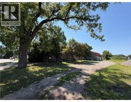 135 SHERWOOD Drive - 35