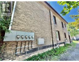 135 SHERWOOD Drive - 37