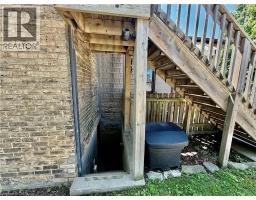 135 SHERWOOD Drive - 38
