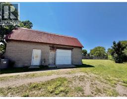 135 SHERWOOD Drive - 5