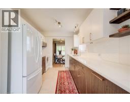 102 WILLIAM Street N - 5