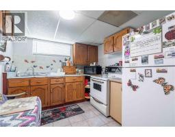 374 UPPER WENTWORTH Street - 3