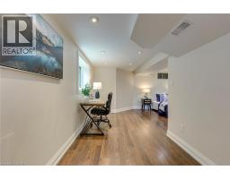2549 ADDINGHAM Crescent - 23