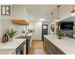811 HUGHSON Street - 14