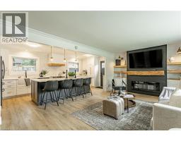 811 HUGHSON Street - 6